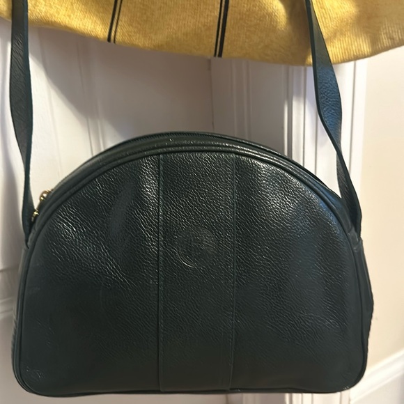 Fendi green caviar leather shoulder bag with dust bag - Picture 2 of 16